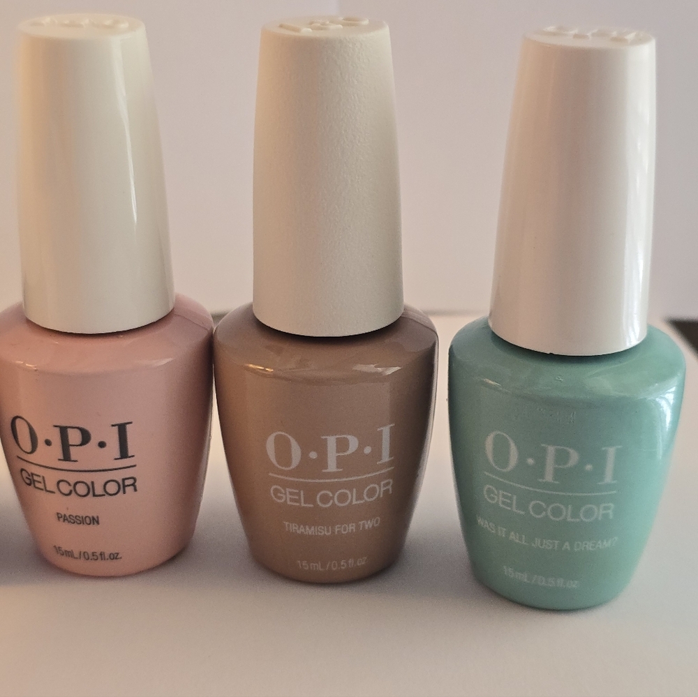OPI Gel Color Collection - Picture 2 of 3